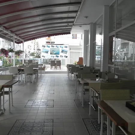 La Mosae Aparthotel 3*